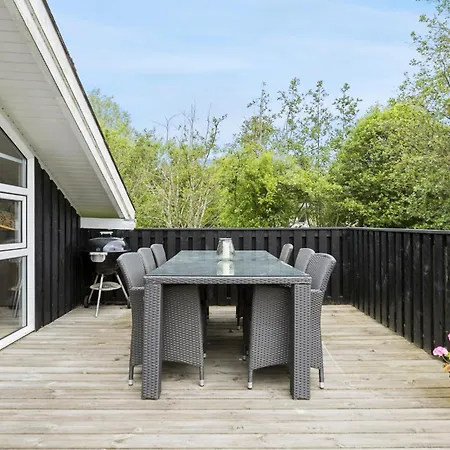 Gorgeous In With Wifi Strandby